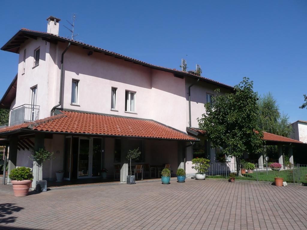 Cravero Rooms Caltignaga Exteriér fotografie