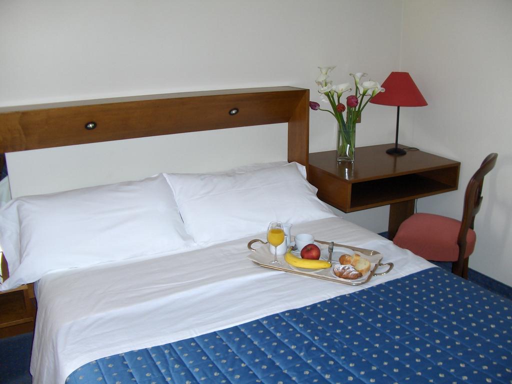 Cravero Rooms Caltignaga Pokoj fotografie